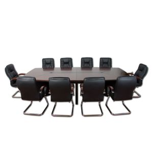 Konferenčný stolík + 10 kožených kresiel